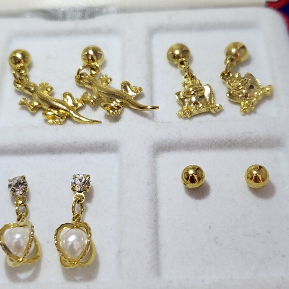 Vintage TACOA earrings, New with box - Picture 3 of 3